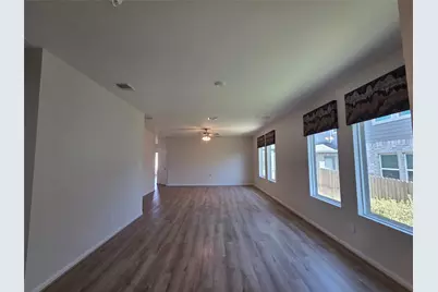 8902 Grand Western, Converse, TX 78109 - Photo 14