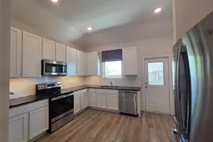 8902 Grand Western, Converse, TX 78109 - Photo 2