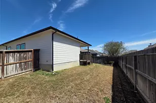 8902 Grand Western, Converse, TX 78109 - Photo 28