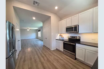 8902 Grand Western, Converse, TX 78109 - Photo 20