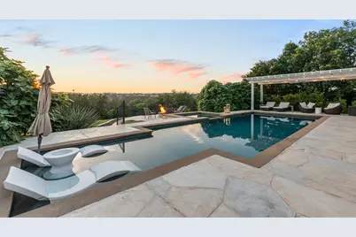 122 Lakota Pass, Austin, TX 78738 - Photo 2