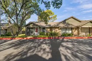 1015 E Yager Ln, Austin, TX 78753 - Photo 2