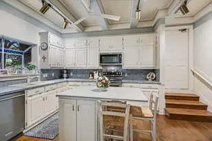3907C Belmont Park Dr, Austin, TX 78746 - Photo 6