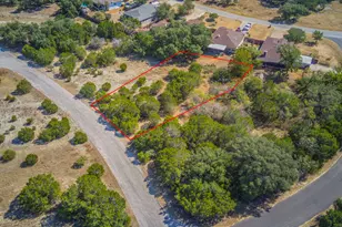 2103 Thurber Ln, Leander, TX 78645 - Photo 2