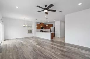 12417 Franklin D Roosevelt St, Manor, TX 78653 - Photo 8