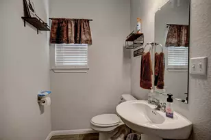 205 Driftwood Ln, Bastrop, TX 78602 - Photo 34