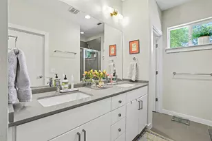 5616 S 1st St, Austin, TX 78745 - Photo 26