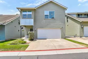 5616 S 1st St, Austin, TX 78745 - Photo 2