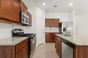 21609 Gallus Dr, Pflugerville, TX 78660 - Photo 8