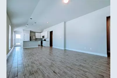 2800 Joe Dimaggio Boulevard #94, Round Rock, TX 78665 - Photo 4