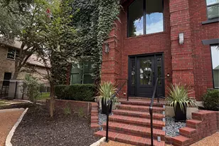 30108 Torrey Pines Cir, Georgetown, TX 78628 - Photo 4