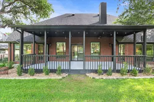 30108 Torrey Pines Cir, Georgetown, TX 78628 - Photo 36