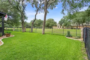 30108 Torrey Pines Cir, Georgetown, TX 78628 - Photo 36