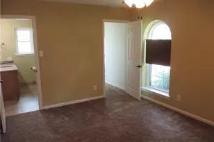 215 Monkey Rd, Elgin, TX 78621 - Photo 12