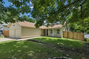 9723 Moorberry St, Austin, TX 78729 - Photo 4