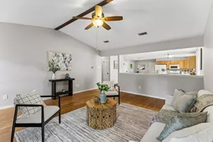 9723 Moorberry St, Austin, TX 78729 - Photo 10