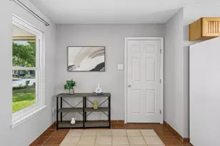 9723 Moorberry St, Austin, TX 78729 - Photo 8