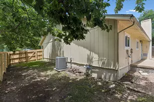 9723 Moorberry St, Austin, TX 78729 - Photo 36