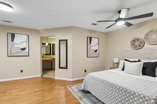 9723 Moorberry St, Austin, TX 78729 - Photo 20