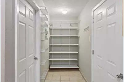 9723 Moorberry Street, Austin, TX 78729 - Photo 20