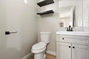 906 E 43rd St, Austin, TX 78751 - Photo 18