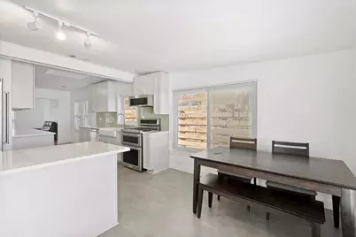 906 E 43rd Street, Austin, TX 78751 - Photo 8