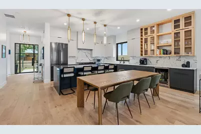 2004 Riverview Street, Austin, TX 78702 - Photo 1