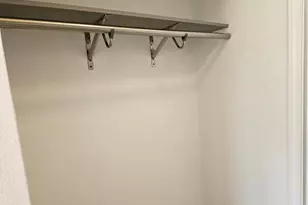 105 W Ila St, Elgin, TX 78621 - Photo 6