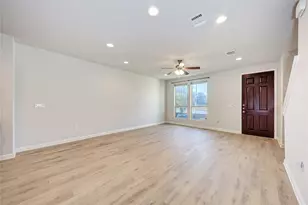 6814 E Riverside Dr, Austin, TX 78741 - Photo 4