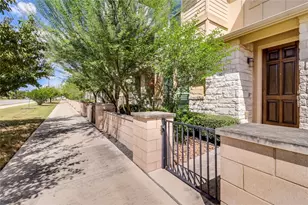 6814 E Riverside Dr, Austin, TX 78741 - Photo 6