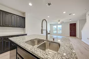 6814 E Riverside Dr, Austin, TX 78741 - Photo 10
