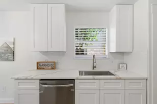 13722 Cambourne Dr, Pflugerville, TX 78660 - Photo 6