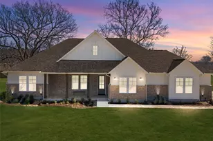 151 Moonlight Dr, Smithville, TX 78957 - Photo 2