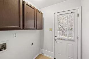 9807 Hundred Oaks Cir, Austin, TX 78750 - Photo 12