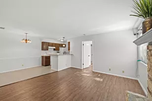 9807 Hundred Oaks Cir, Austin, TX 78750 - Photo 2