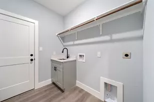 106 Halawa Ct, Bastrop, TX 78602 - Photo 28