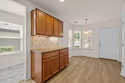 408 Sheldon Lake Drive, Georgetown, TX 78633 - Photo 12