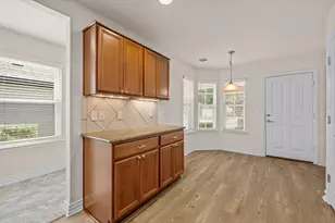 408 Sheldon Lake Dr, Georgetown, TX 78633 - Photo 12