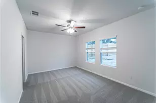 740 Barbary Coast Ln, Jarrell, TX 76537 - Photo 10