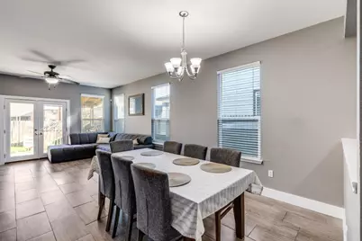 6817 Horseshoe Pond Drive, Del Valle, TX 78617 - Photo 12