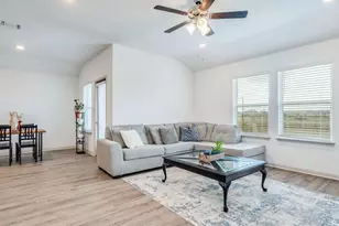 206 Ft Clark Spgs Dr, Hutto, TX 78634 - Photo 16