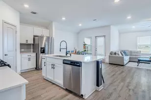206 Ft Clark Spgs Dr, Hutto, TX 78634 - Photo 8