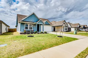 206 Ft Clark Spgs Dr, Hutto, TX 78634 - Photo 4