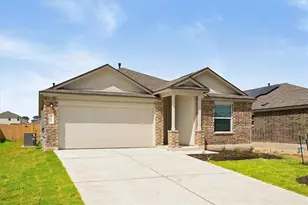 325 Escondido Cir, San Marcos, TX 78666 - Photo 1