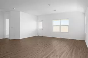 325 Escondido Cir, San Marcos, TX 78666 - Photo 6