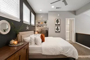 611 E 45th St, Austin, TX 78751 - Photo 18