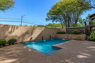 611 E 45th St, Austin, TX 78751 - Photo 4