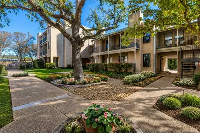 611 E 45th Street #25, Austin, TX 78751 - Photo 2