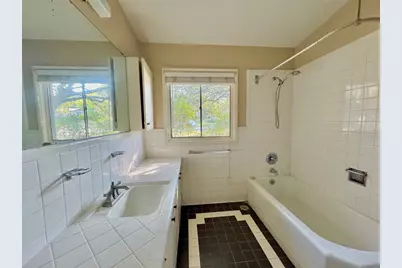 107 El Rancho Way #103 & 107, San Antonio, TX 78209 - Photo 4