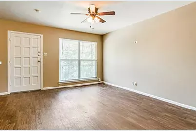 216 Lucas St Street #2, San Antonio, TX 78209 - Photo 2